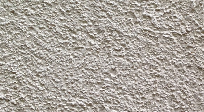 Neue Fassade streichen